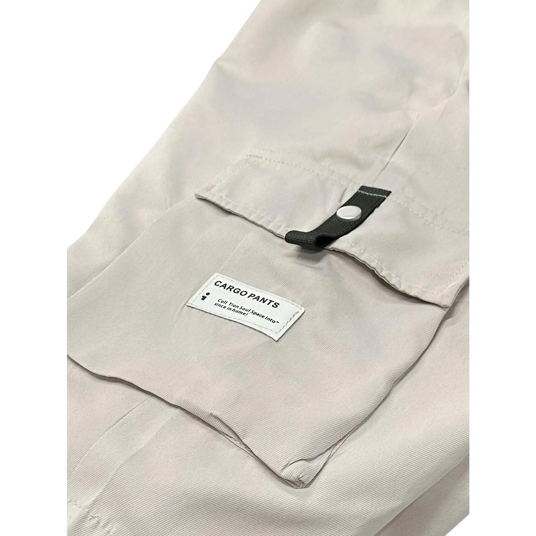Elevate Your Summer Style with Men's Casual Cargo Shorts - Comfortable Elastic Drawstring Waist, Versatile Pockets, and Trendy Letter Patch Design for Effortless Everyday Wear